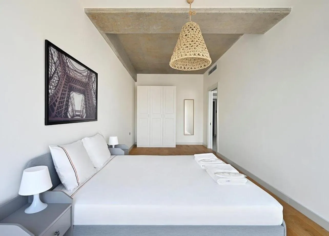 Beautiful Modern 1Bd Condo Views W Poolgym! #223 Istanbul Holiday home