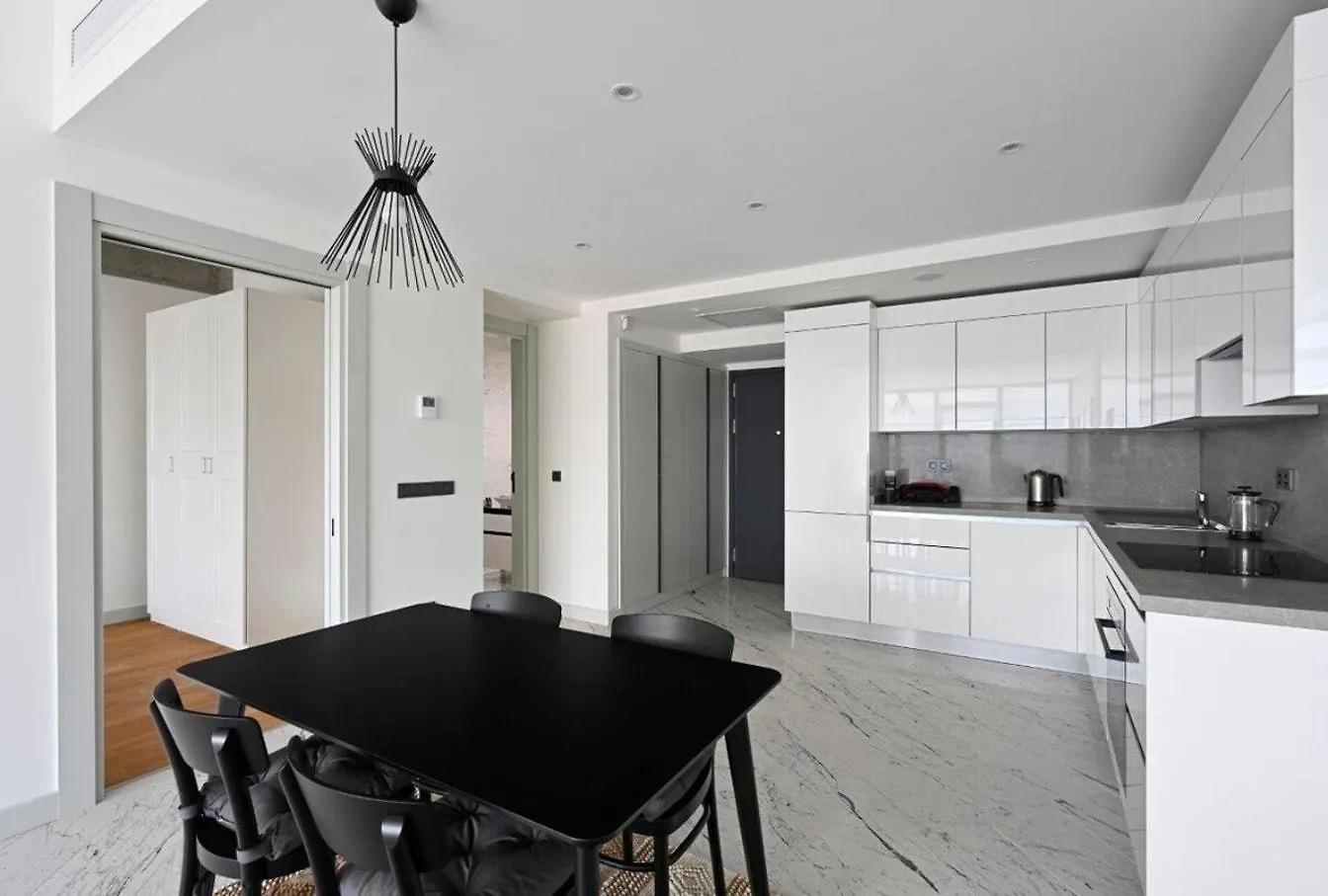 Holiday home Beautiful Modern 1Bd Condo Views W Poolgym! #223 Istanbul