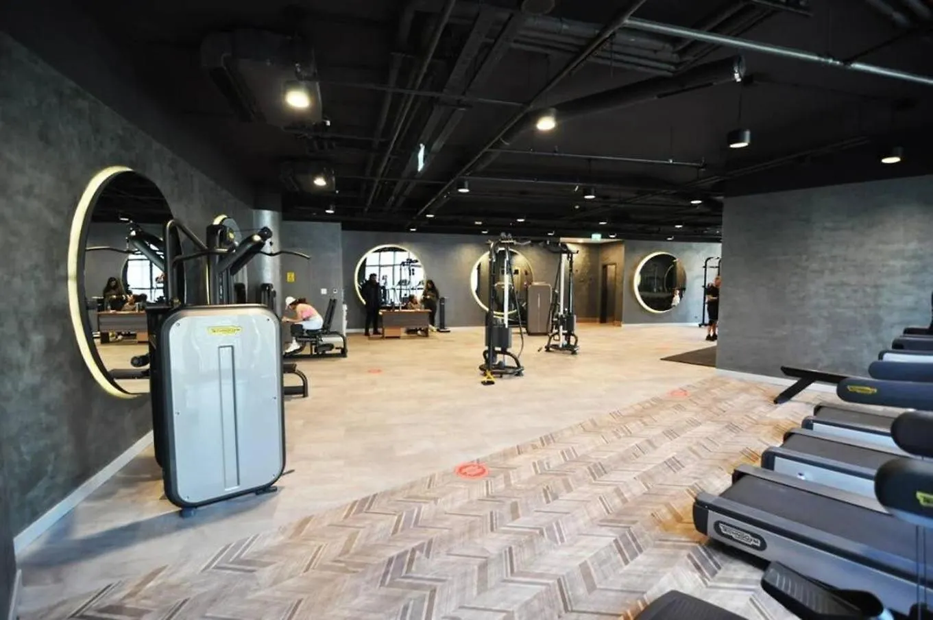 Beautiful Modern 1Bd Condo Views W Poolgym! #223 Istanbul 0*,